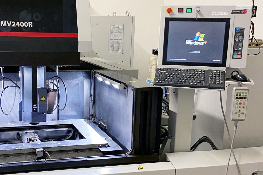 Drahterodiermaschine Mitsubishi MV 2400